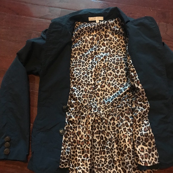 Spring coat - Picture 3 of 8